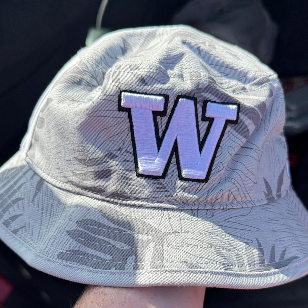 Adidas  UW Black and Gray Bucket Hat